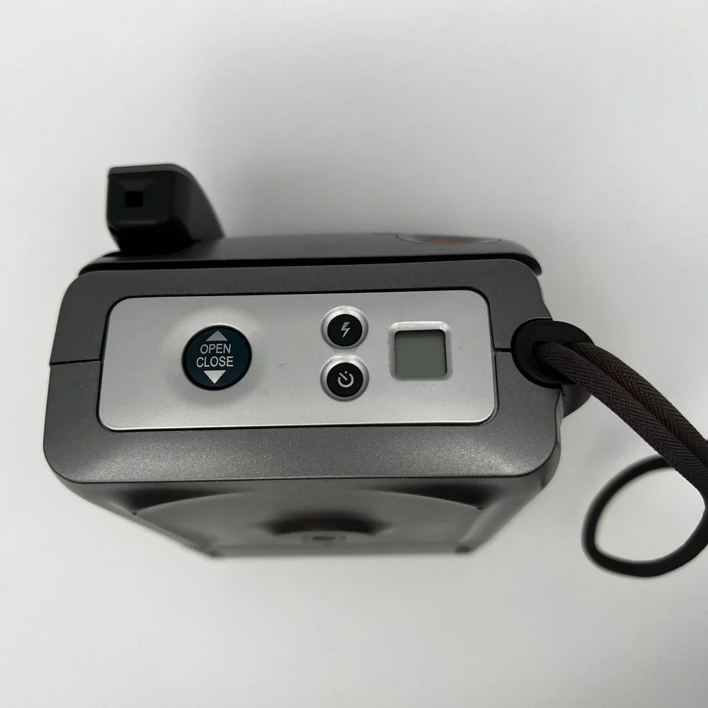 Polaroid One Instant Film Camera Silver 600 Film Vintage Retro Folding Compact‎